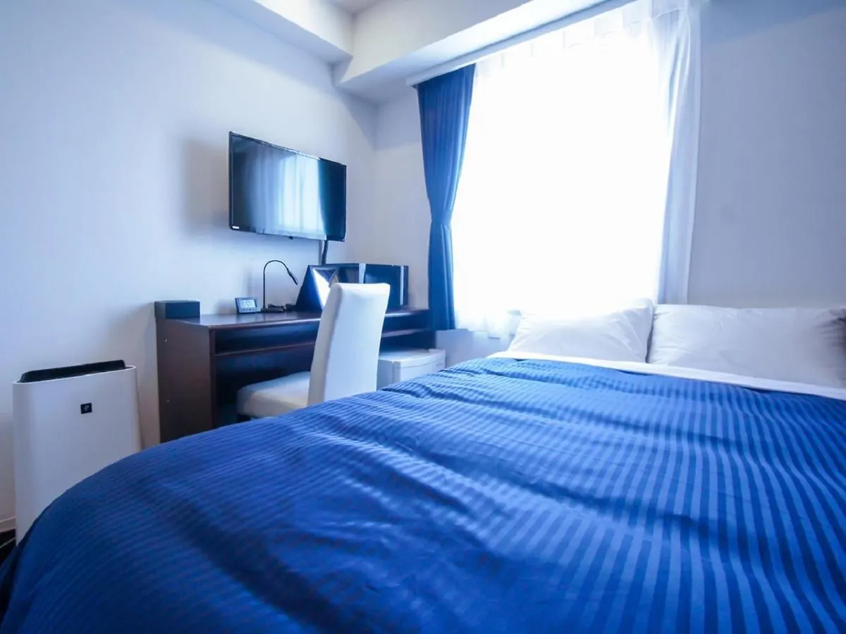Hotel Livemax Tokyo Shiomi Ekimae 3*,